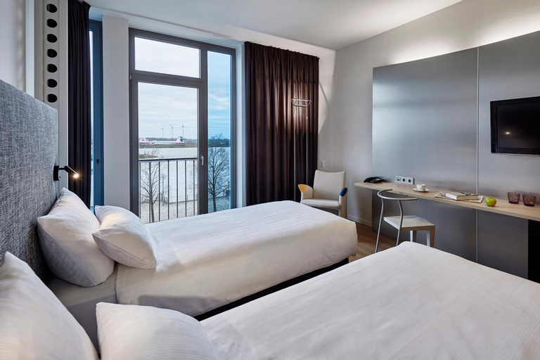 Bedroom 21