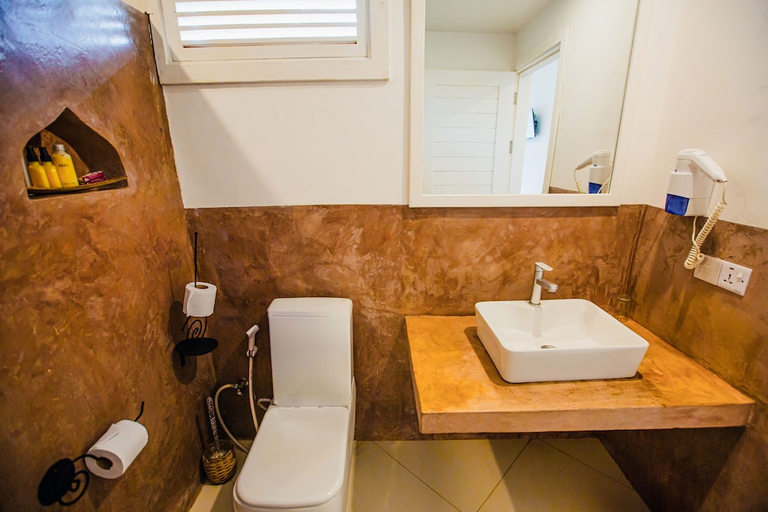 Bathroom 3, AHG Sun Bay Mlilile Beach Hotel - Zanzibar, Kaskazini 'A'
