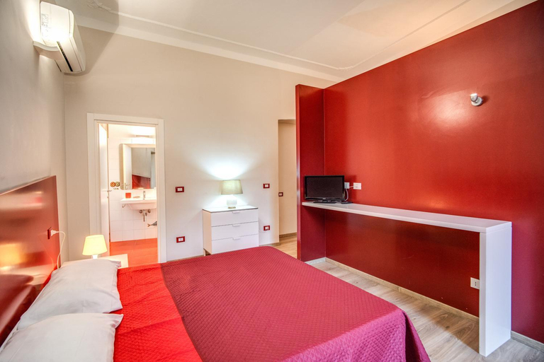 Bedroom 4, Apartments Rione Trastevere XIII, Roma