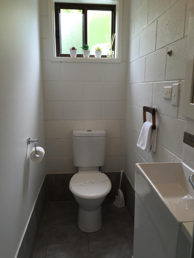 Bathroom 22