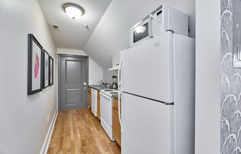 Dining Room 7