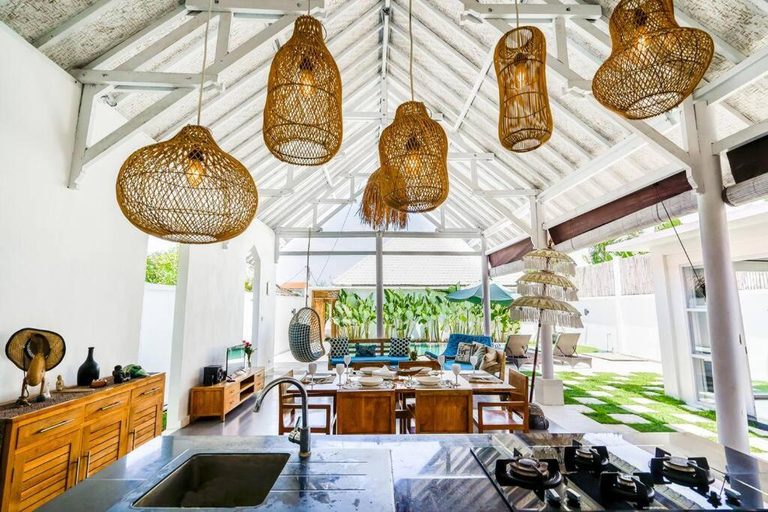 Others 4, Spacious tropical 3BR pool villa, Badung