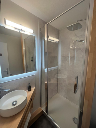 Bathroom 3, Logis - Hotel de la Baie de Somme, Somme