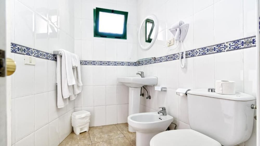 Bathroom 4, Apartamentos Las Faluas, Las Palmas