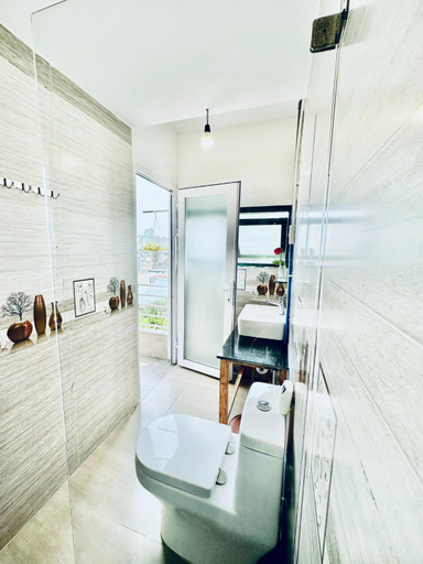 Bathroom 3, Bep Am Cua Me, Đà Lạt