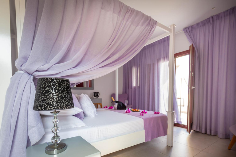 Bedroom 3, MAR n MAR CROWN HOTEL-SUITES, South Aegean