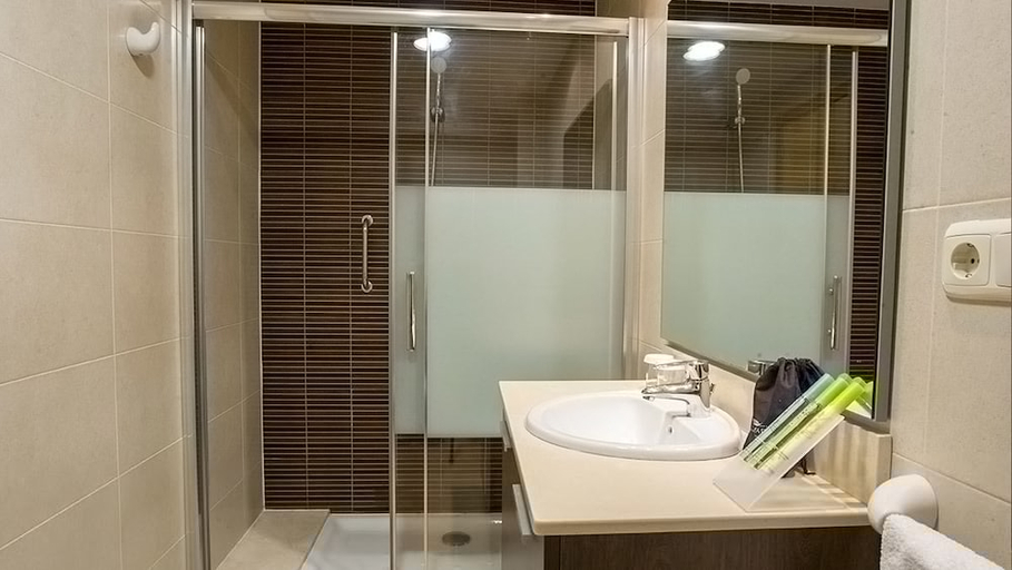 Bathroom 2, Apartamentos del Mar, Alicante