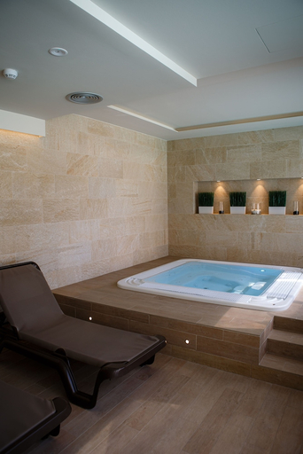Sport & Beauty 2, Helios, Girona
