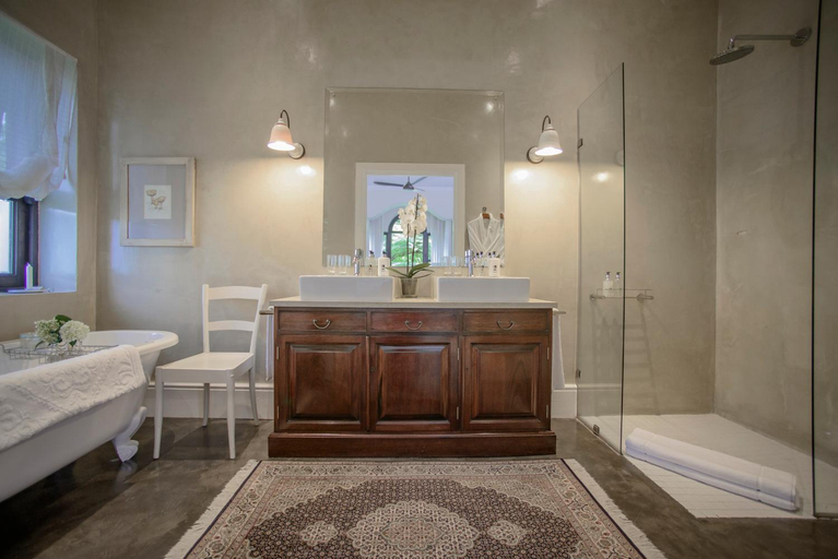 Bathroom 4, Torburnlea Luxury B&B, Ehlanzeni