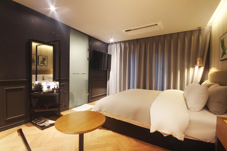 Bedroom 23