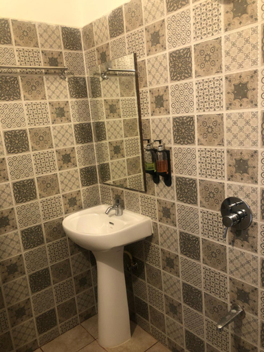 Bathroom, Vistar Resorts & Hotels, Bangalore