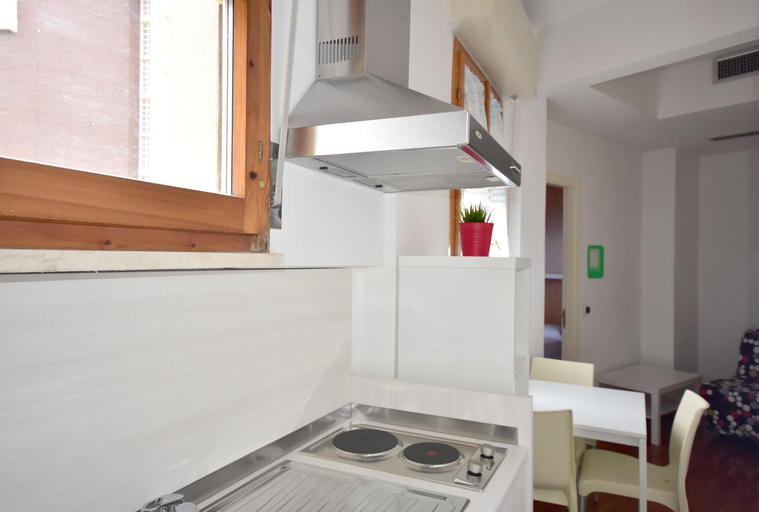 Others 3, Residence Avana, Ancona