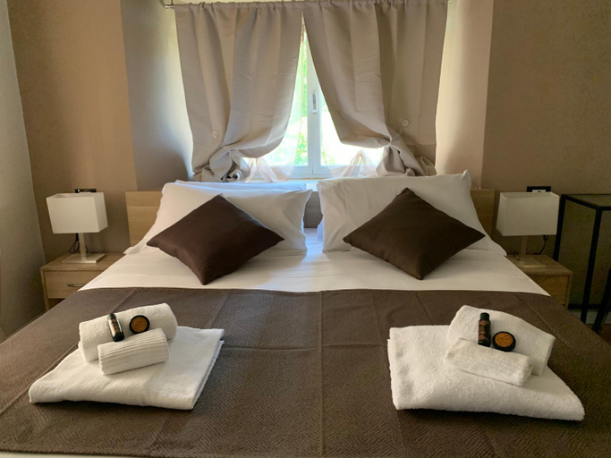 Bedroom 12