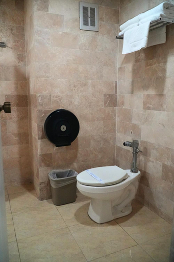 Bathroom 3, Hotel San Angel, Hermosillo