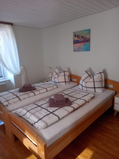 Bedroom 2, Deutscher Kaiser, Waldshut