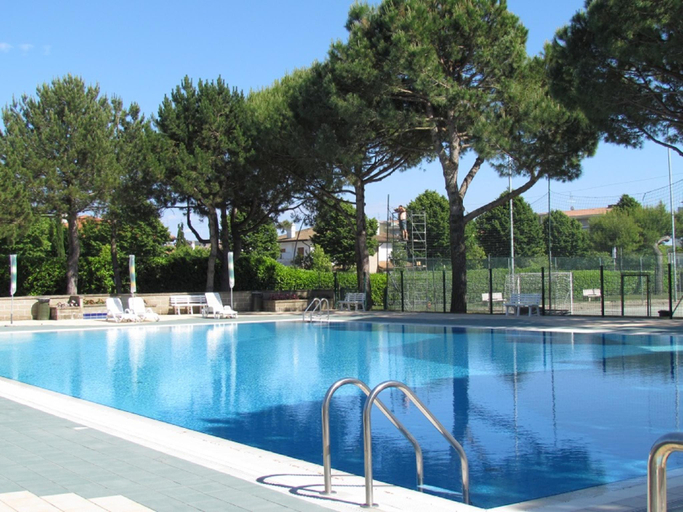 Sport & Beauty 4, Flat in a residence with pools and tennis courts, Venezia