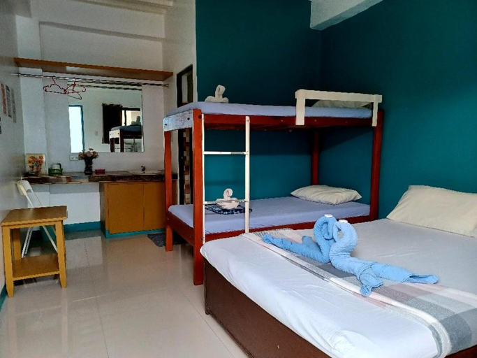 Bedroom 4, Pete's inn, Roxas City