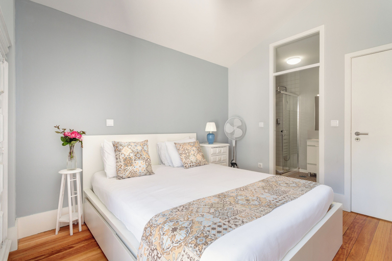 Bedroom 3, Mouzinho 244, Porto