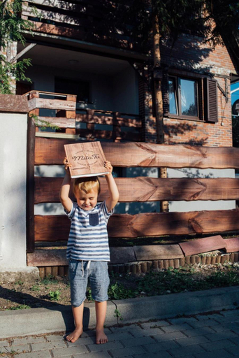 Others 3, "Milo.Tu" Pokoje Goscinne, Świebodzin