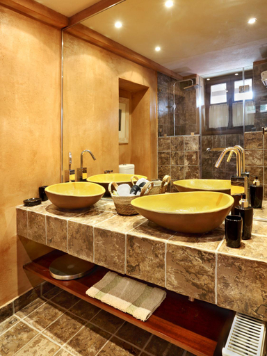 Bathroom 3, Lousiou Nymphes escape suites, Peloponnese