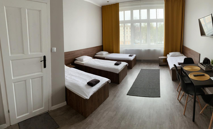 Bedroom 3, Noclegi Comfort - Self Check-in 24h, Świdnica