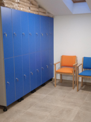 Others 3, Albergue de Maella, Zaragoza