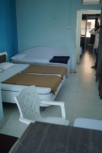 Hotel Rajesh Deluxe , Kolhapur