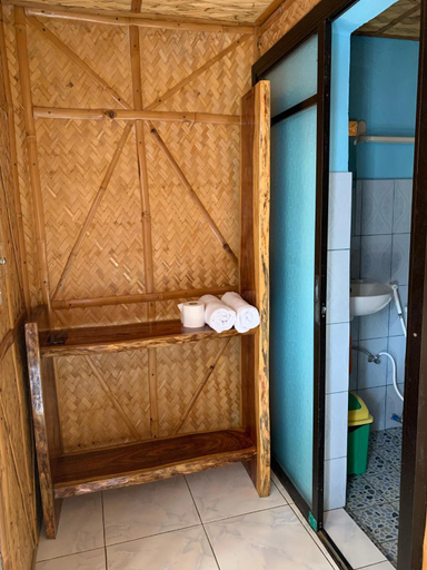 Bathroom, Bamboo House Beach Lodge & Restaurant, Abra de Ilog