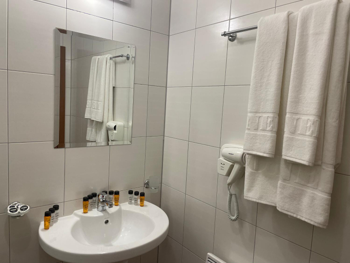 Bathroom 2, Complex Nero, Smolyan