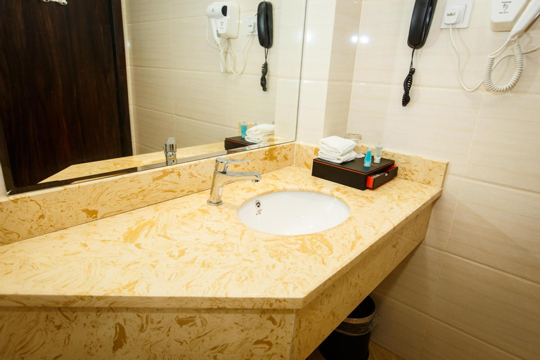 Bedroom 3, Lintas Platinum Hotel, Penampang