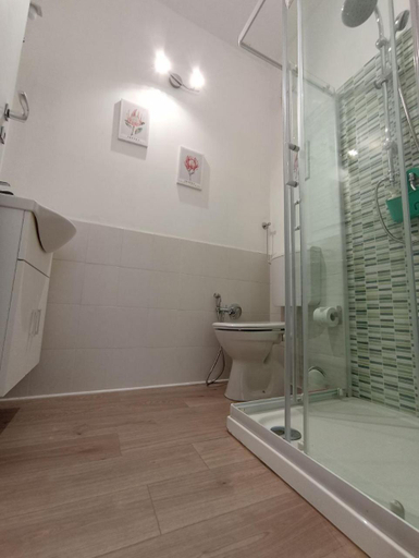 Bathroom 5, B&B Bel Fiore, Ancona