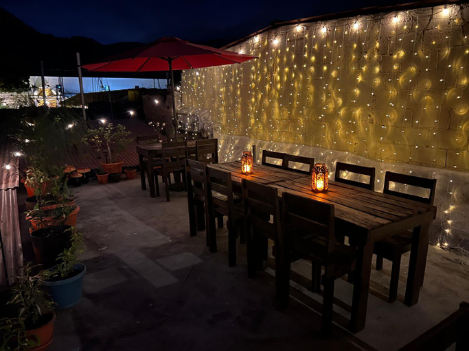 Food & Drinks 4, Enchanted Forest, Antigua Guatemala