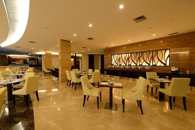 Food & Drinks 5, Hotel Falatehan Jakarta, South Jakarta