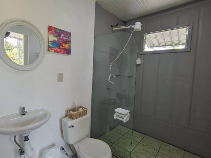 Bathroom, The Chocolate Lodge, Pococí
