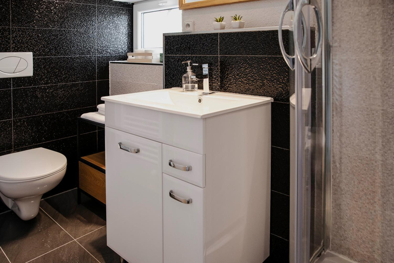 Bathroom 5, Chalet Nova Lesna Mountain View, Poprad