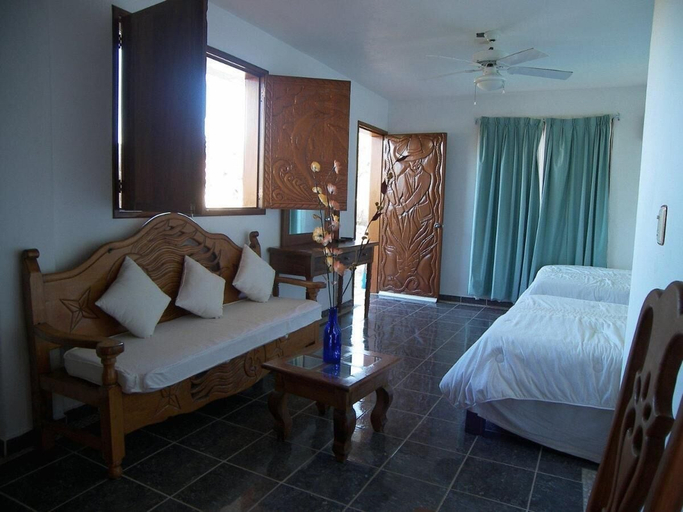 Bedroom 3, Paradise Lagoon Hotel, José Azueta