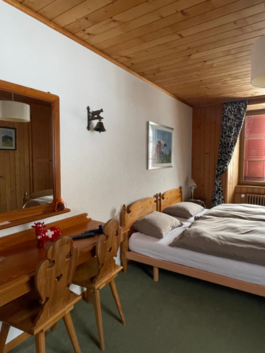 Bedroom 2, Auberge de l'Ange, La Gruyère