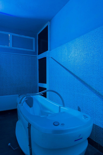 Bathroom 5, Hotel El Fell, Hammamet