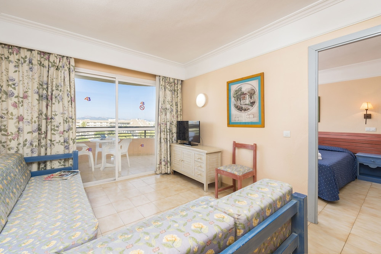 Bedroom 4, Aparthotel Alcudia Beach, Baleares
