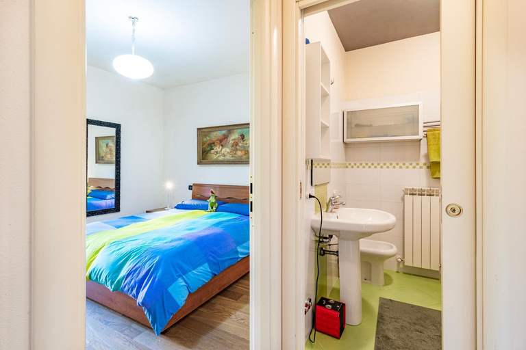 Bedroom, Appartamento Le Mimose - Lucca Apartment with Balcony - Happy Rentals, Lucca