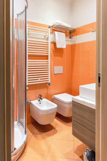Bathroom 4, Hotel Demó, Milano