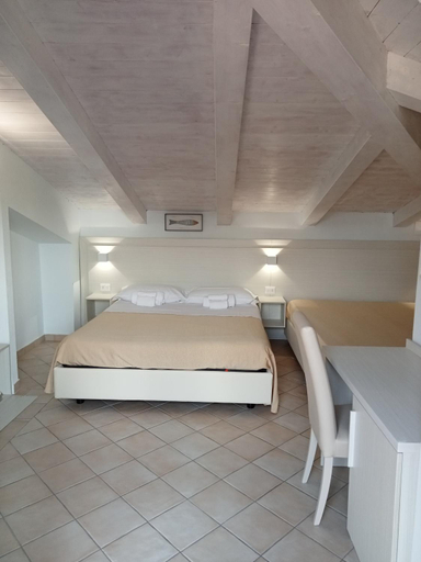Others 2, Borgo 800, Cosenza