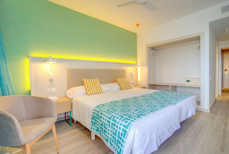 Bedroom 3, SBH MAXORATA RESORT, Las Palmas