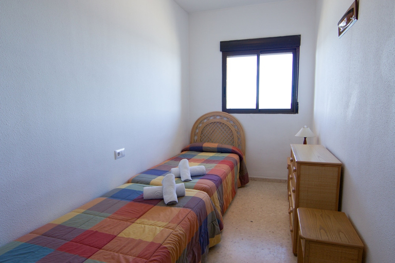Bedroom 3, Valencia Port Saplaya Apartamentos, Valencia