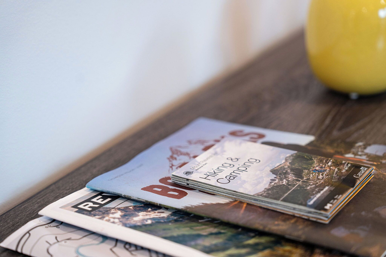 Food & Drinks, Alpine Retreat by Revelstoke Vacations, Columbia-Shuswap