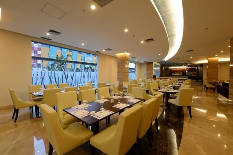 Food & Drinks 3, Hotel Falatehan Jakarta, South Jakarta