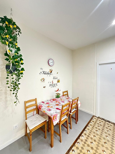 Others 5, Rooms Balmes, Barcelona