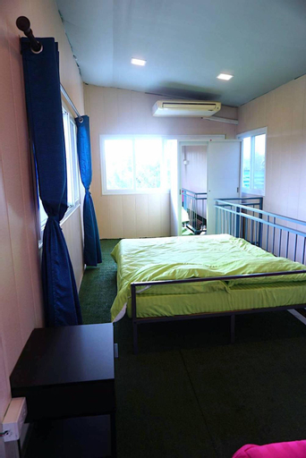 Bedroom 13