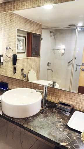 Bathroom 4, Fortune Murali Park, Vijayawada - Member ITC Hotels' Group, Krishna