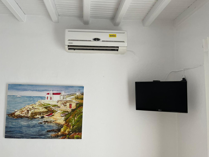 Facilities 4, Anna, South Aegean